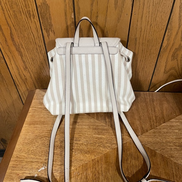 Kate Spade ♠️ " Mulberry St Breezy Striped Backpack - Picture 4 of 15